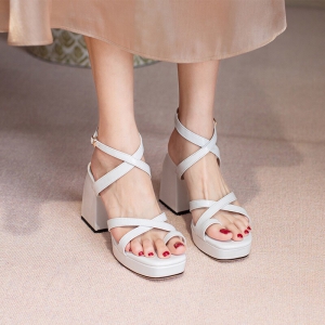 Giày sandal nữ cao gót đúp 9p quai mảnh chéo xỏ ngón vòng cung - Đ019