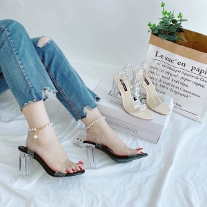 Giày sandal nữ cao gót trong vuông 9p quai trong vòng cỗ chuỗi - SD31