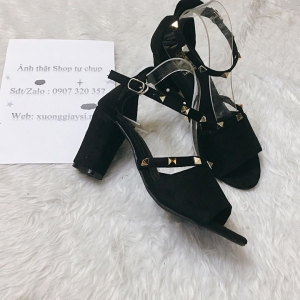 Giày sandal nữ cao gót vuông 7p quai bản kết dây đính tán tháp - SD122