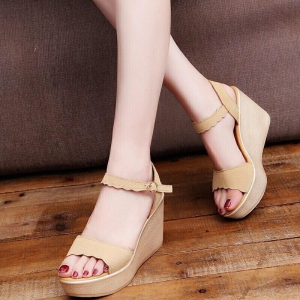 Giày Cao Gót 9 Phân Đế Xuồng Bản Gợn Sóng - X008