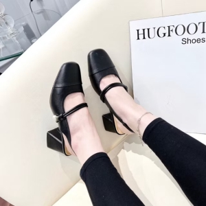Giày cao gót vuông 6p bít mũi vuông da mềm 2 dây mảnh tròn ngang đính hạt châu - BM125
