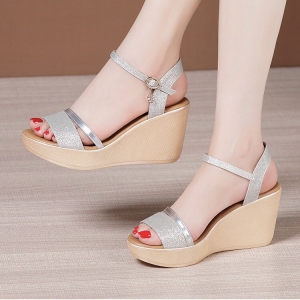 Giày sandal đế xuồng 9 phân bản ngang kim tuyến và 1 dây bóng  X90
