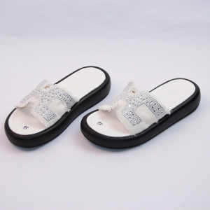Dép nữ đế bằng cao 3cm quai đính đá chữ H - X052